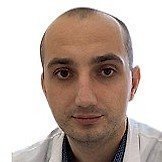Врач Новиков Виталий Иванович