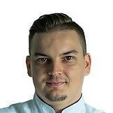 Врач Веденеев Артём Олегович